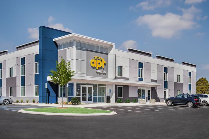 stayAPT Suites Greenville Greer BMW
