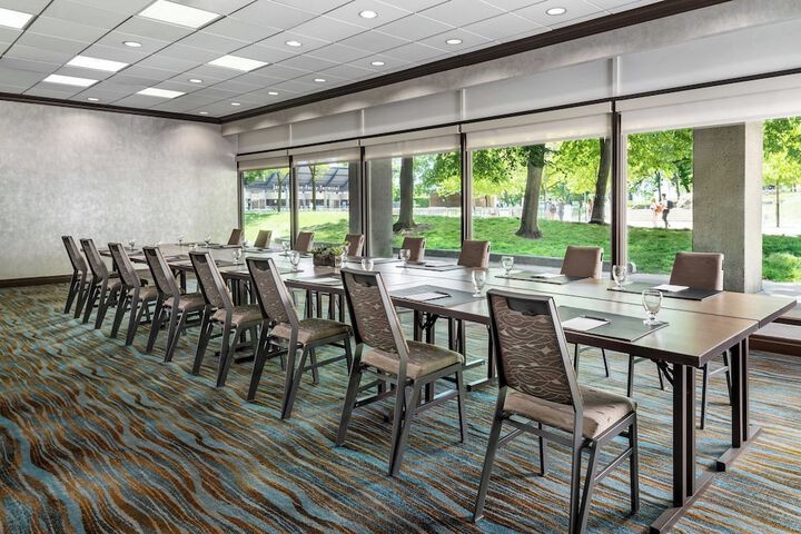 The Westin Harbour Castle Toronto