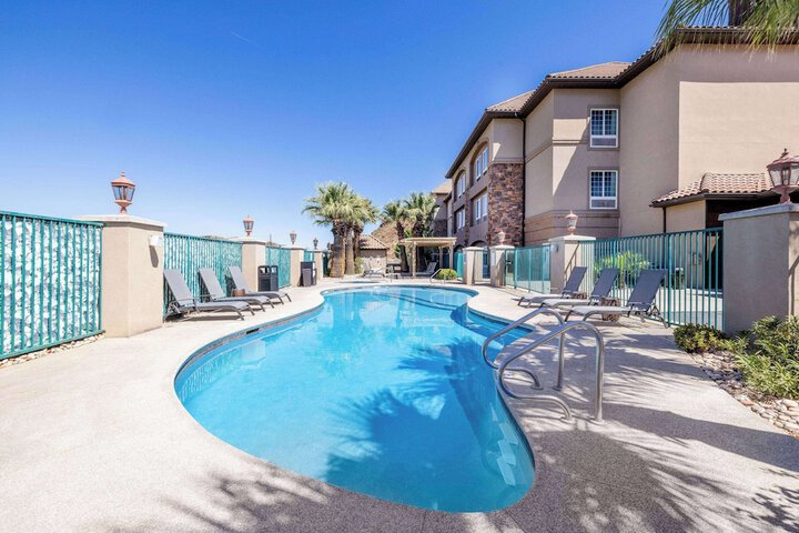 Pool 5 of 46