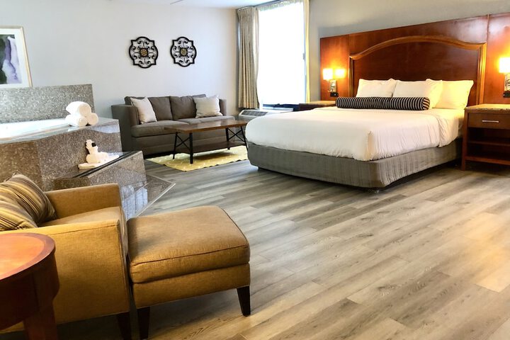 Room 68 of 94