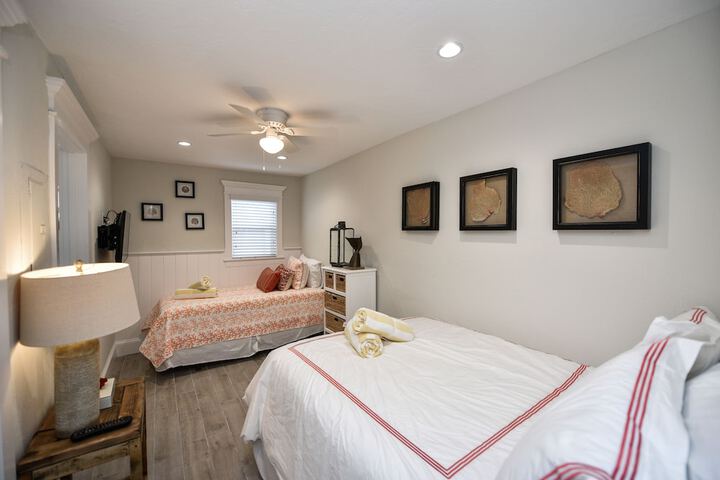 Room 75 of 290