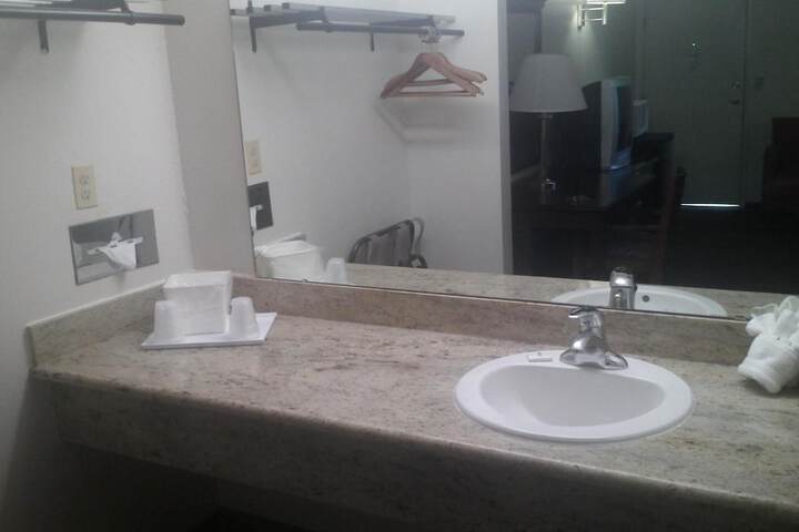 Room 12 of 26