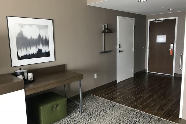 Room 17 of 50