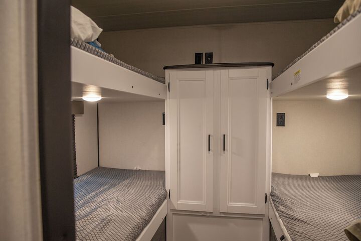 Room 22 of 43