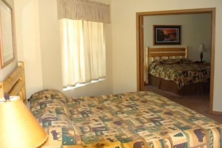 Room 22 of 68