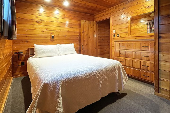 Mountain Springs Lake Resort