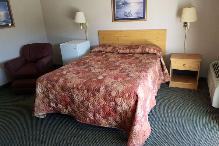 Room 7 of 11