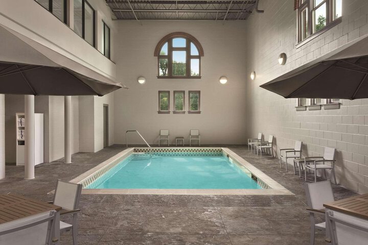 Country Inn & Suites by Radisson St. Charles Historic District