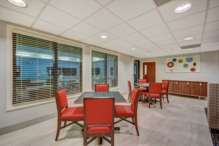 Holiday Inn Express & Suites Greenville Airport by IHG