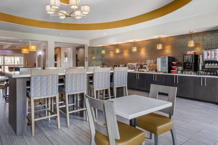 Best Western Plus Lampasas Inn & Suites