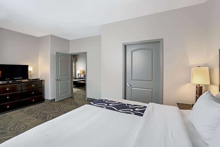 Room 31 of 36