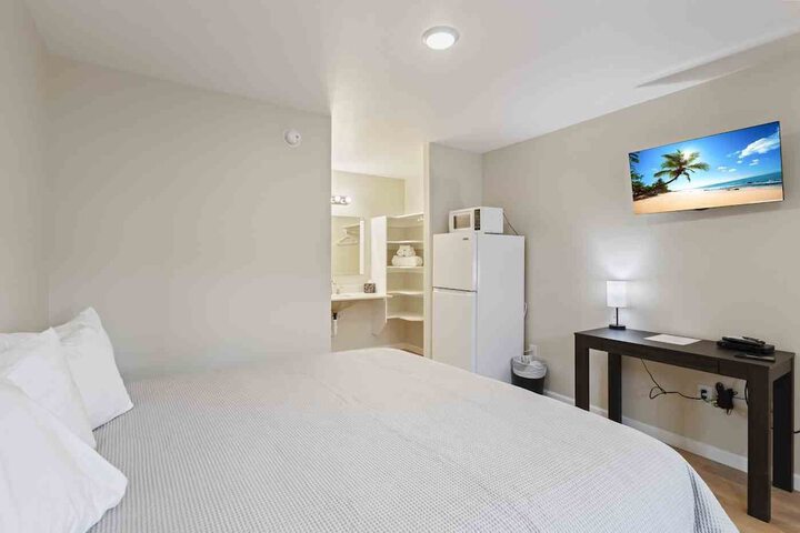 Room 7 of 7