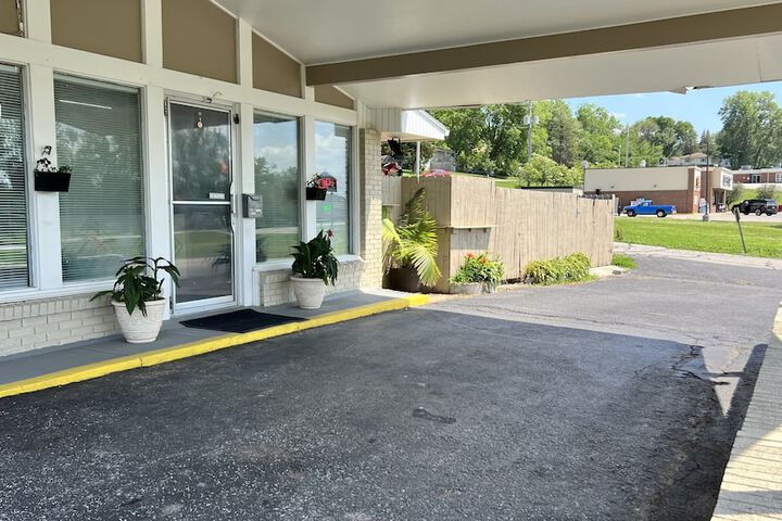 Hotel 3 of 34