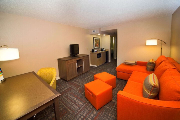 Hampton Inn & Suites Valdosta / Conference Center