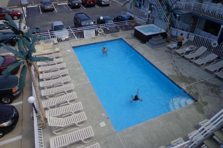 Pool 4 of 26