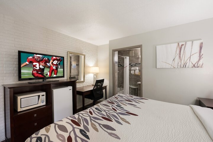Red Roof Inn Lenoir