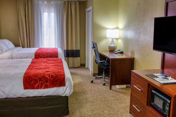 Room 30 of 48
