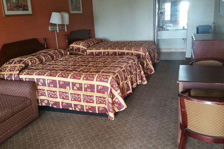 Room 19 of 29