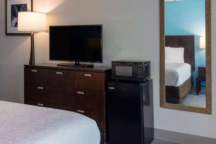 Room 84 of 156