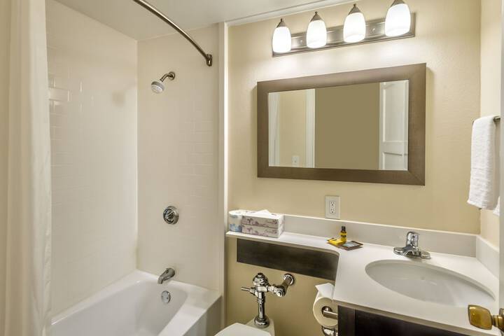 Room 7 of 31