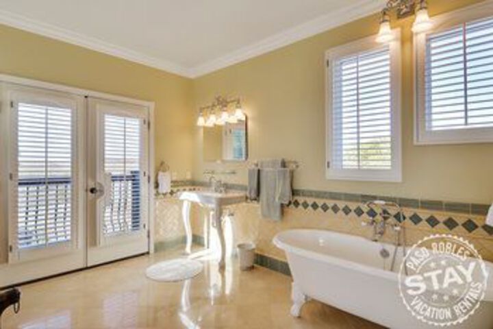 The Gables at the Rockin K 6 Br Home by RedAwning