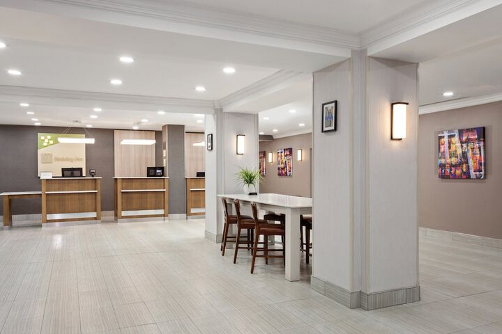 Hotel 7 of 67