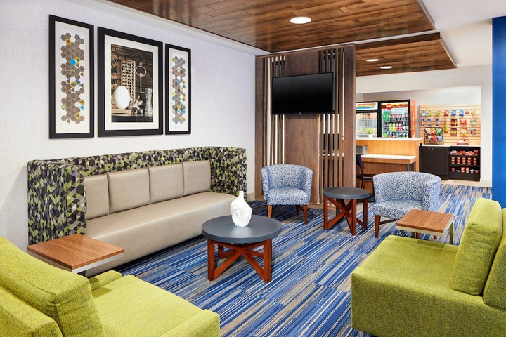 Hotel 2 of 32