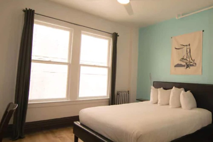 Room 14 of 40