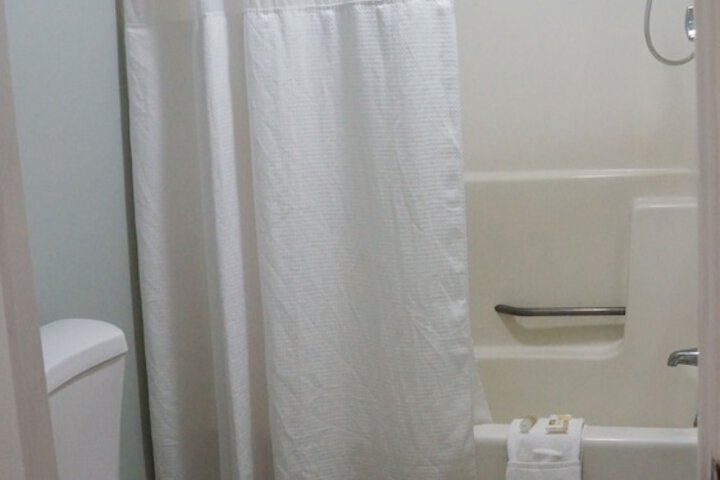 Room 19 of 71