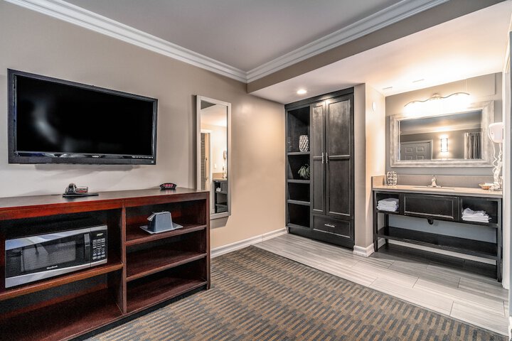 Room 14 of 67