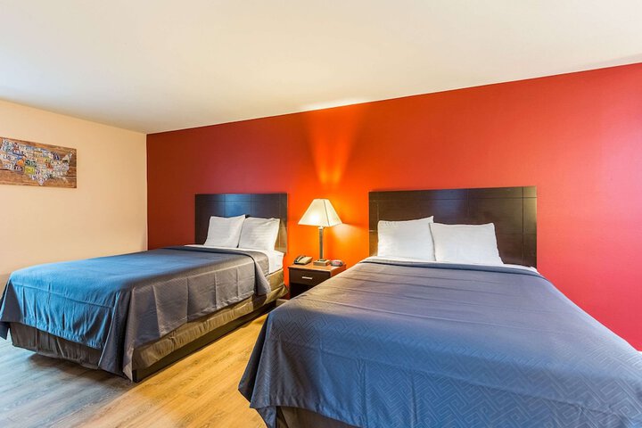 Room 16 of 24