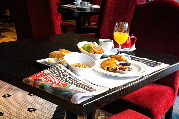 Breakfast/Coffee Service 67 of 78
