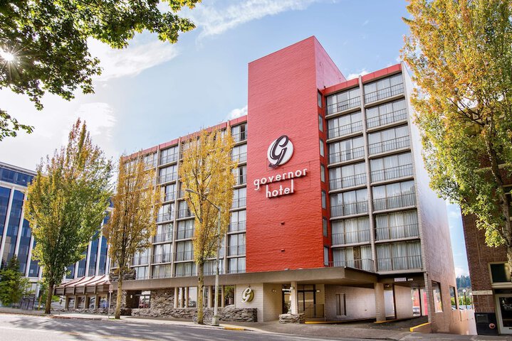Hotel 7 of 64