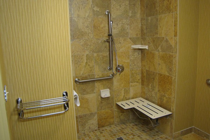 Hampton Inn & Suites Jamestown ND