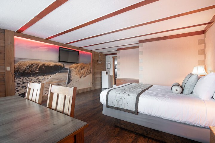 Room 44 of 50