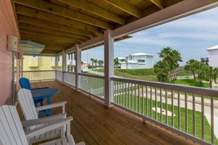 5BR 4 5BA Newly Built Luxury Beach House by RedAwning