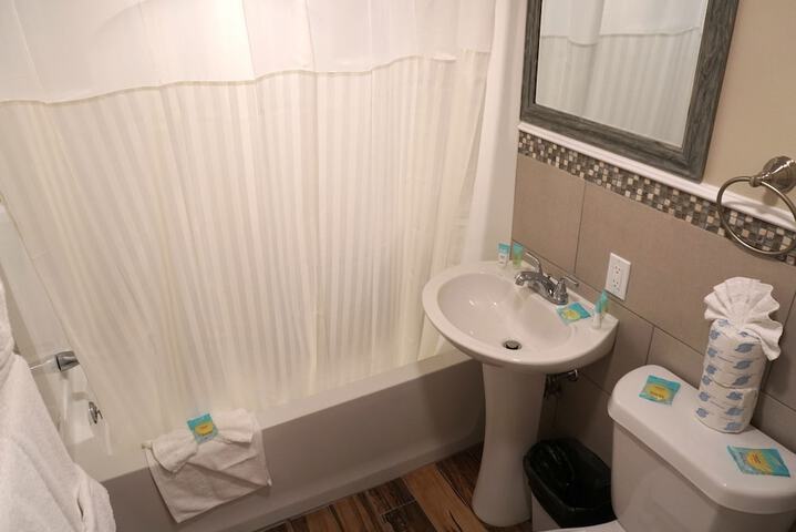 Room 43 of 90