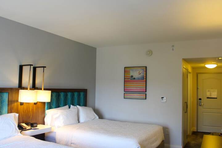 Room 33 of 121
