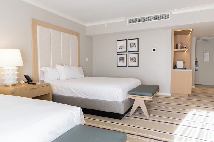 Room 39 of 203