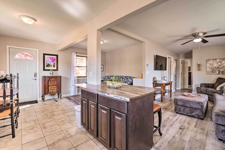 Rockaway Beach House w / Fire Pit & River View!