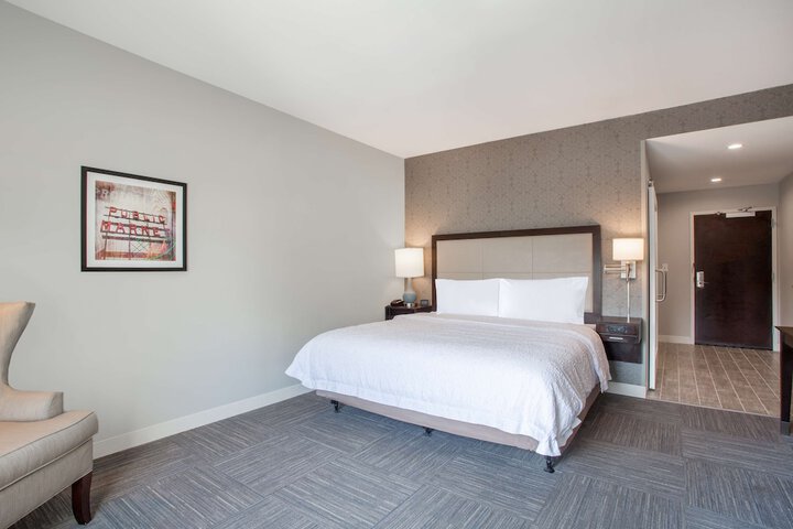 Room 16 of 43