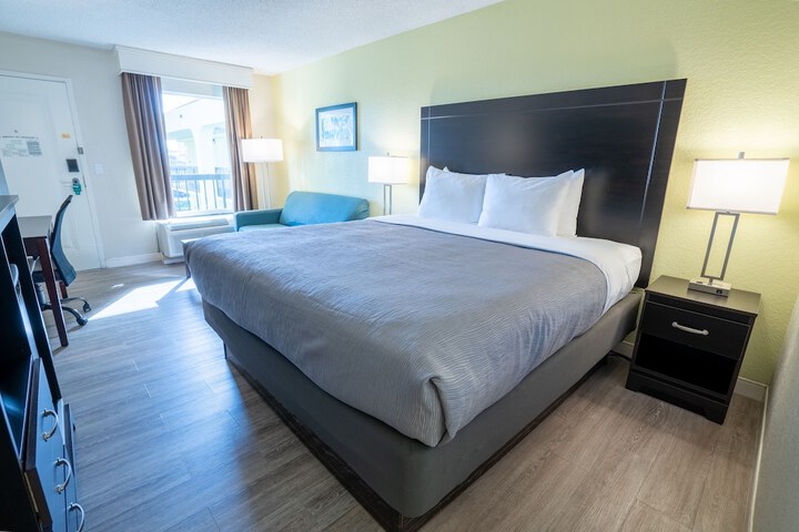 Room 20 of 43