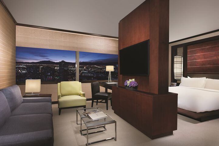 Room 17 of 61
