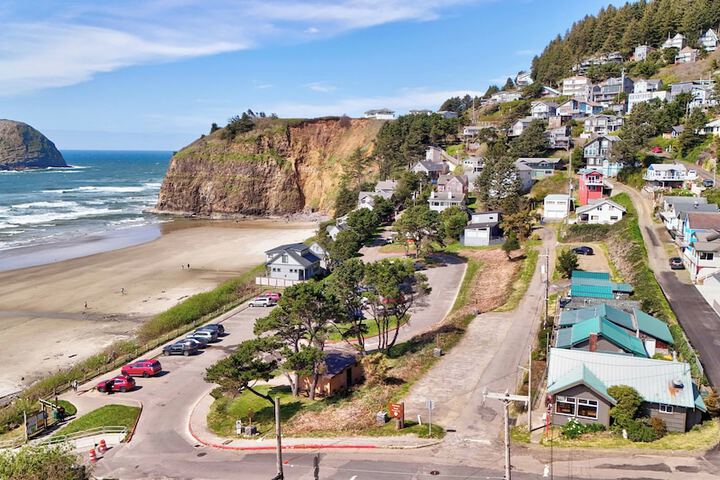 Oceanside Ocean Front Cabins