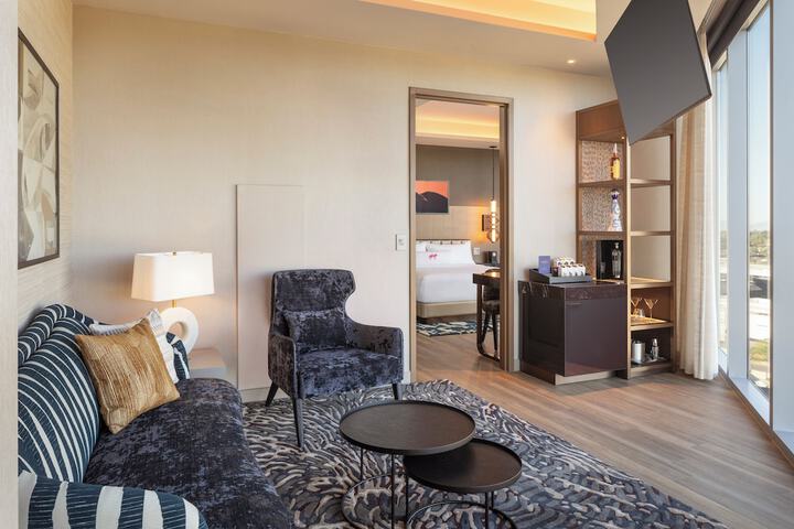 Room 34 of 154
