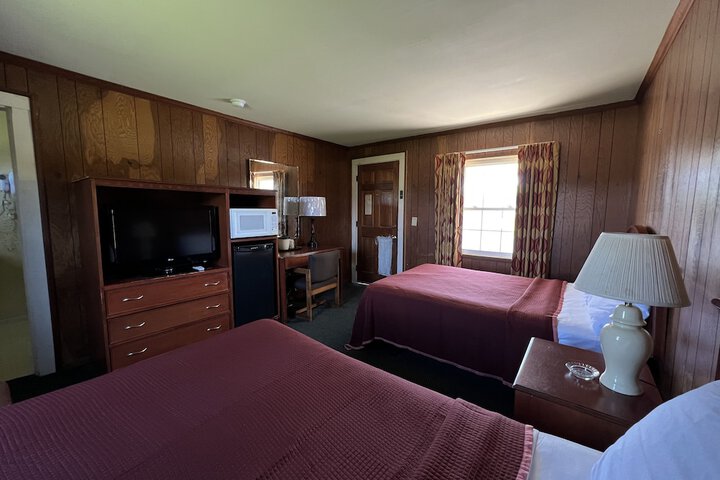 Room 6 of 34