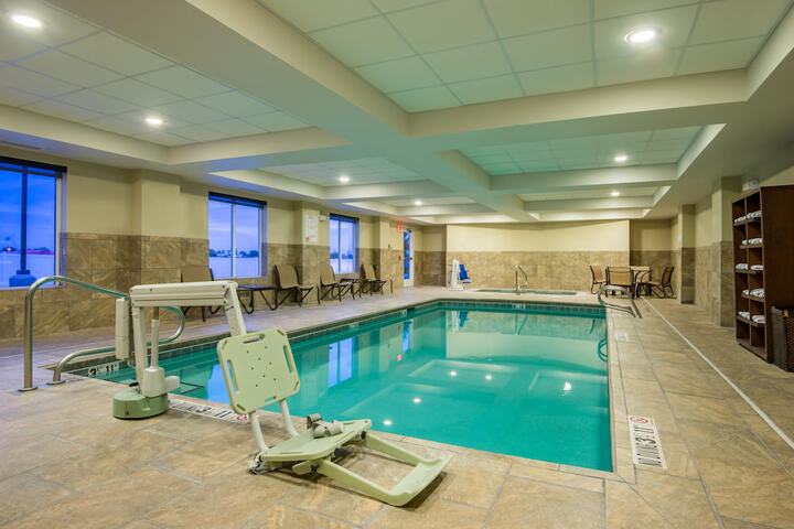 Holiday Inn Express Hotel & Suites Hobbs by IHG