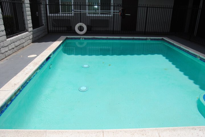 Pool 14 of 69