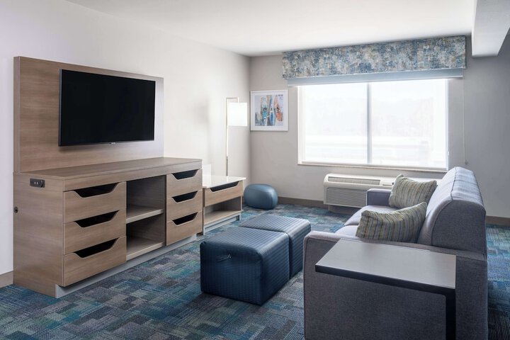 Room 18 of 39
