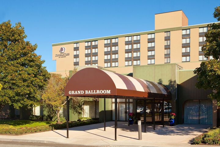 DoubleTree by Hilton Boston North Shore